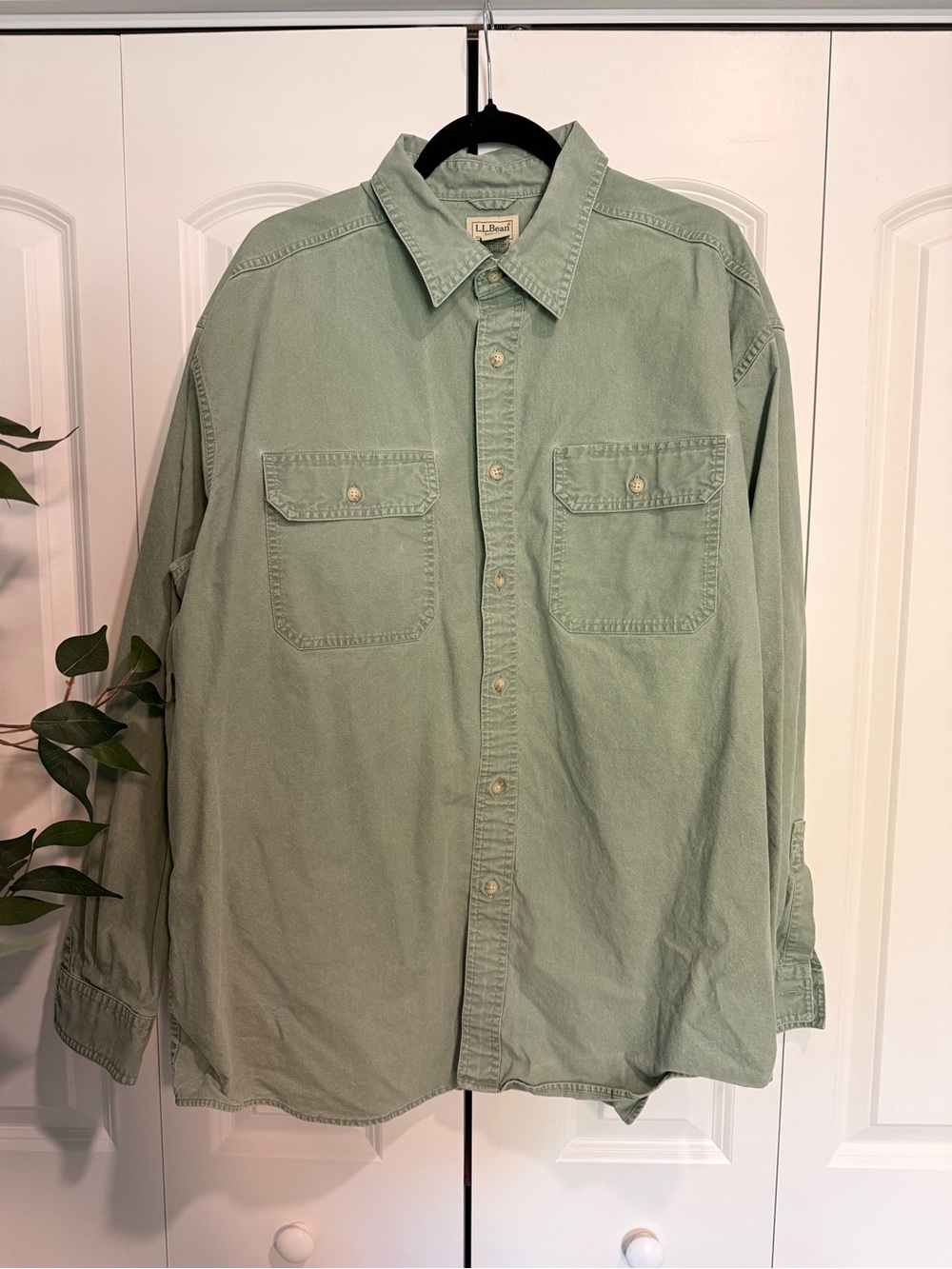 L.L. Bean Men’s Light Sage Green Casual Button-Down Shirt
